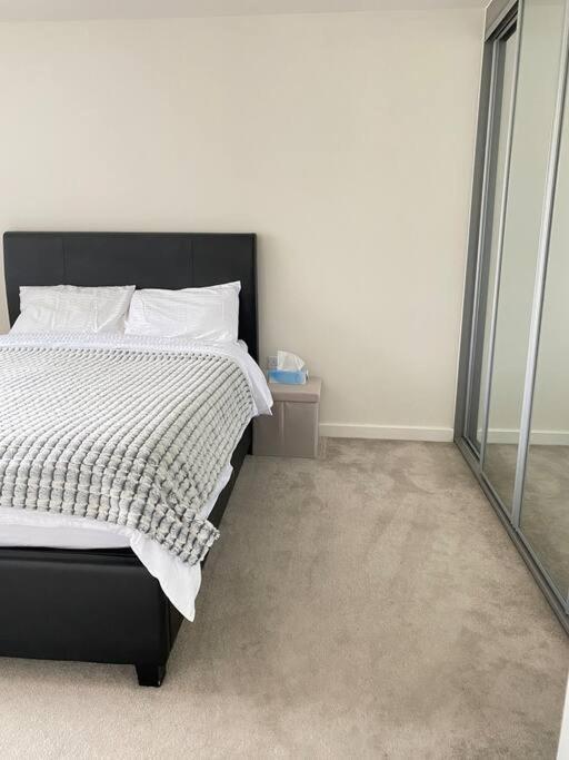 4-Room Detached Furnished Home With Parking Leicester Bagian luar foto